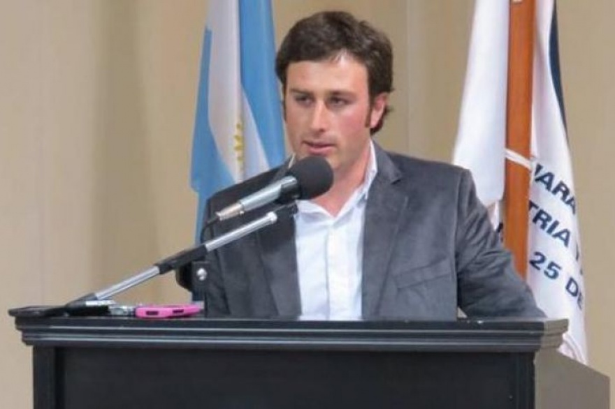 “No voy a permitir semejantes afirmaciones de campaña sucia contra mi pueblo”