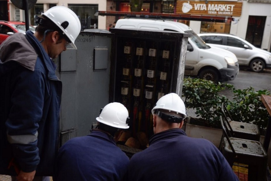 La Plata: EDELAP trabaja en las zonas afectadas por el temporal