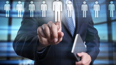 Según la UCA, menos de la mitad de los argentinos activos tienen un empleo "pleno de derechos"