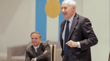 Lavagna: "el futuro de la Argentina no pasa ni por el pasado ni por el presente"