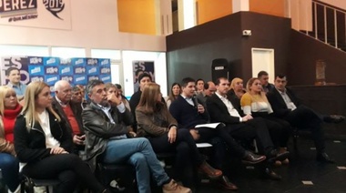 Quilmes: Fernando Pérez presentó a sus candidatos