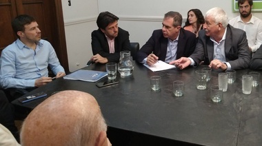 Costa: "Trabajamos en conjunto para reactivar el sector productivo de la Provincia"