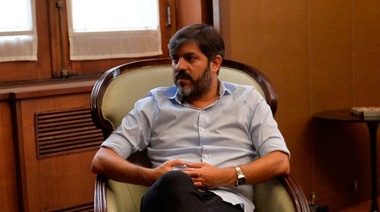 Carlos Bianco aclaró que el Gobierno “no va a hacer ninguna propuesta fija” de aumento salarial