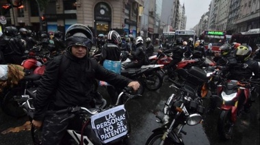Motociclistas en lucha contra la Ley de Chaleco