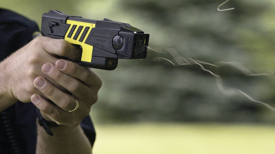 Cruces en el oficialismo por el uso de las Taser