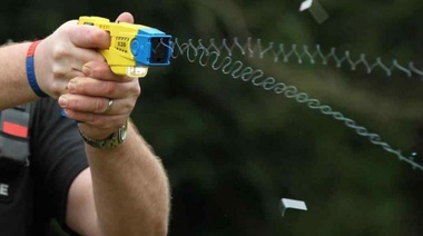 Intendentes del Pro impulsan la compra de pistolas Taser
