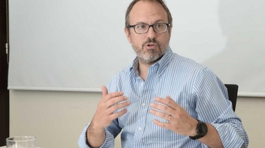 Valenzuela pide mayor control de la policía para las fiestas clandestinas