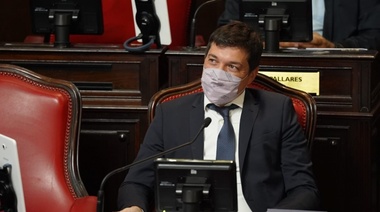 El senador Bozzano le pidió a la oposición que “sean humildes y colaboren”