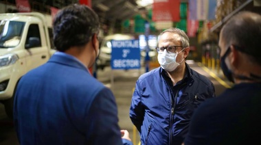 El intendente Valenzuela está a favor de una comisión parlamentaria de seguimiento de las vacunas