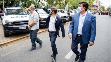 Kicillof dijo que es consciente del "abandono en la que encontraba la policía"