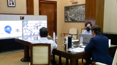 Kicillof: “Nuestro objetivo es demorar los contagios mientras aceleramos el plan de vacunación"