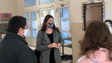 La diputada Antinori recorrió una escuela y enfatizó en que "la educación debe ser una prioridad"
