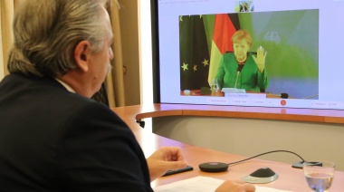 La canciller Merkel apoyó el pedido de Argentina para conseguir "un acuerdo sustentable" con el FMI