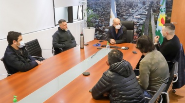 Néstor Grindetti recibió a transportistas escolares afectados por la pandemia