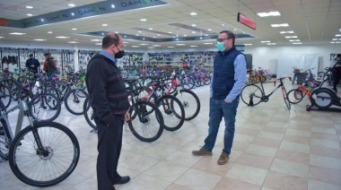 Luis Vivona visitó la fábrica de bicipartes Dal Santo