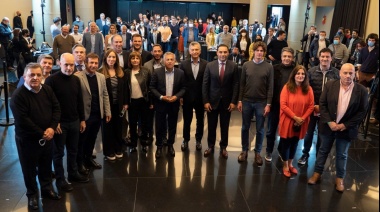 Maximiliano Abad: “Argentina necesita una oposición fuerte, amplia y unida”