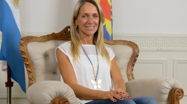 Carolina Barros Schelotto: "El Gobierno quiere arreglar una gran crisis regalando bicicletas y calefones"