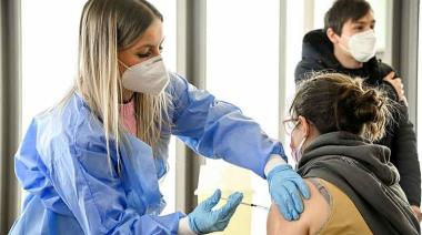 Francia advirtió que suspenderá a trabajadores de la salud que no estén vacunados