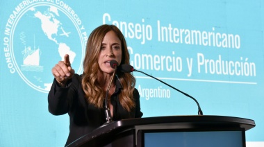 Tolosa Paz les pidió a los empresarios hacer su aporte para “reconstruir la Argentina”