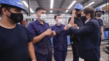 Kicillof se reunió con empresarios en el Parque Industrial y Tecnológico de Florencio Varela