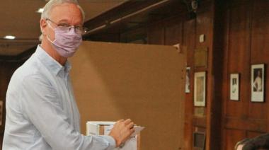 Votó Daniel Gollan: "Vamos ahora a contar los votos con toda la fuerza y el compromiso"