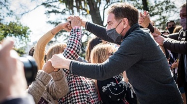 El candidato a diputado Diego Santilli ya emitió su voto