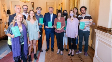 Alberto recibió a una organización por los derechos de la infancia