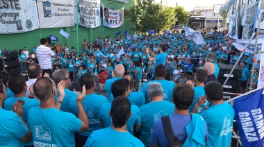 En un contundente acto, Ramón Garaza pidió reafirmar el compromiso con la familia petrolera