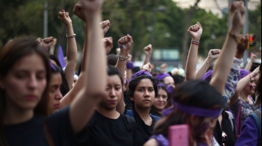 Políticos se manifestaron en el Día Internacional de la Eliminación de la Violencia contra la Mujer