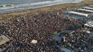 Pinamar: El intendente aseguró que los “bailes en la playa” no son ilegales y descartó medidas