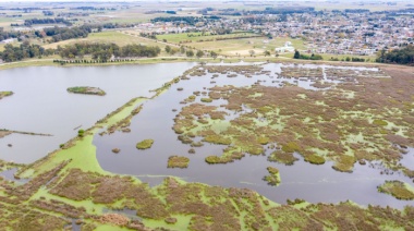 Castelli: se licitaron obras de limpieza para la laguna La Rosita