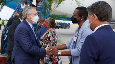 Alberto Fernández ya está en Barbados, última escala de su gira