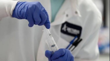 La OMS confirmó una variante del coronavirus que combina Delta y Ómicron