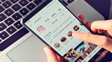 Instagram prueba nueva función para agregar música a las fotos del feed