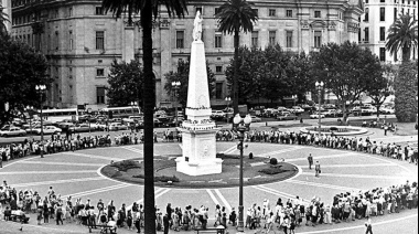 Se cumplen 45 años de la primera ronda de las Madres de Plaza de Mayo