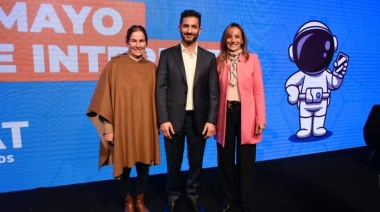 Tombolini y Malena Galmarini estuvieron en ARSAT  junto a estudiantes y emprendedores