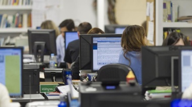 El gobierno Nacional prohibió designar y contratar personal en el sector público