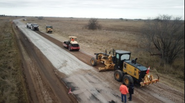Guaminí: continúan las obras de infraestructura en un tramo de la Ruta Provincial N°85