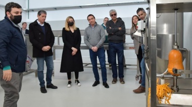 Watson destacó el trabajo de la Planta de Alimentos Deshidratados de la Universidad de La Plata