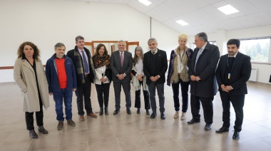 "La capacidad de desarrollar ciencia y tecnologías propias nos hace autónomos", dijo Alberto