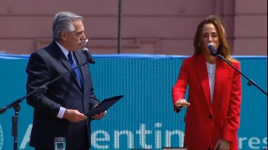 Alberto le tomó juramento a las nuevas ministras