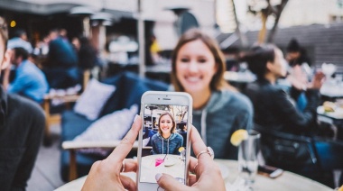 BeReal, la peligrosa red social que capta la vida cotidiana