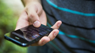 El celular sigue siendo el medio en el que más streaming se mira