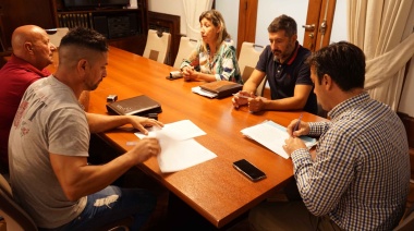 Rojas otorgó una mejora salarial para las docentes de los jardines municipales