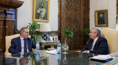 Alberto Fernández recibió a Scioli en la Casa Rosada