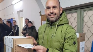 Votó Esteban Sanzio: "Es fundamental que la gente pueda expresarse y votar"