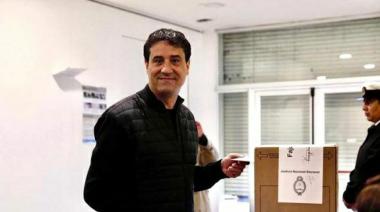 Votó Maximiliano Abad: "Lo importante es generar un cambio"