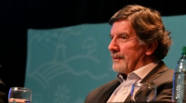 Sileoni: "Milei en el debate no pudo defender el voucher educativo porque hace agua"