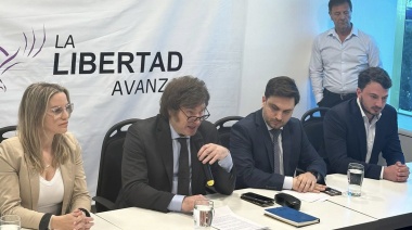 La Libertad Avanza le respondió a Alberto: "Apareció y no para gobernar"