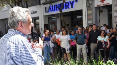 Rossi: “Los candidatos de la Libertad Avanza no creen en la democracia”